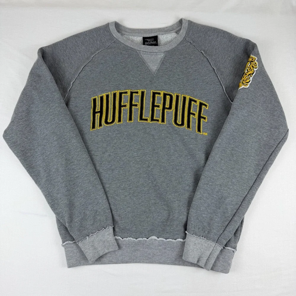 Universal Studios‎ Harry Potter Hufflepuff Crewneck Sweatshirt, Women's Size S